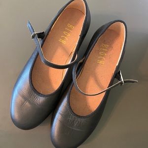 Ladies BLOCH leather Tap shoes size 6.5